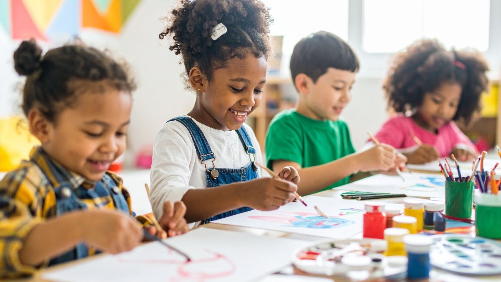 Kids Gemstone Art & Painting Program – 4 - Week Creative Journey - De Mairo Ltd