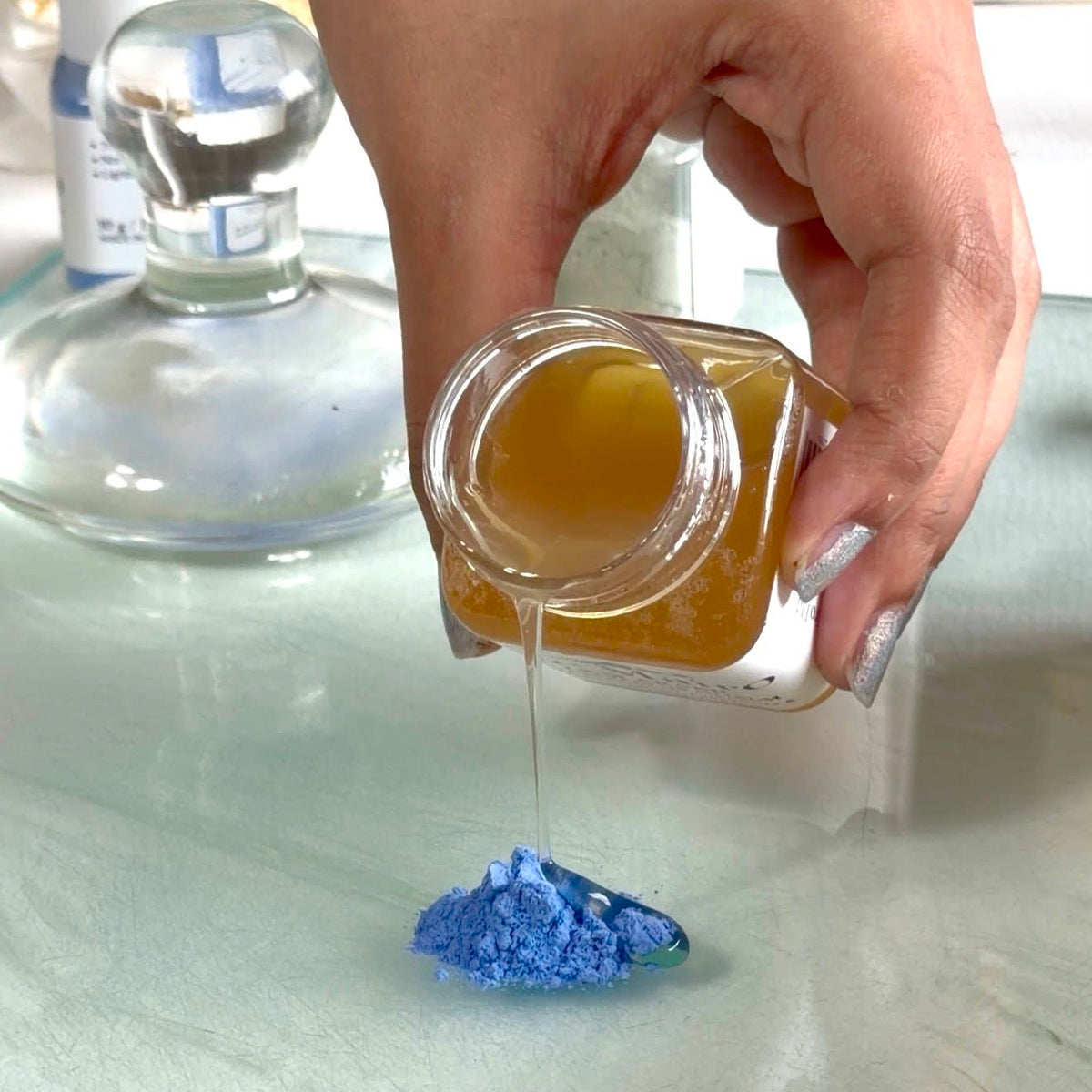 gum arabic solution with lapis lazuli pigment