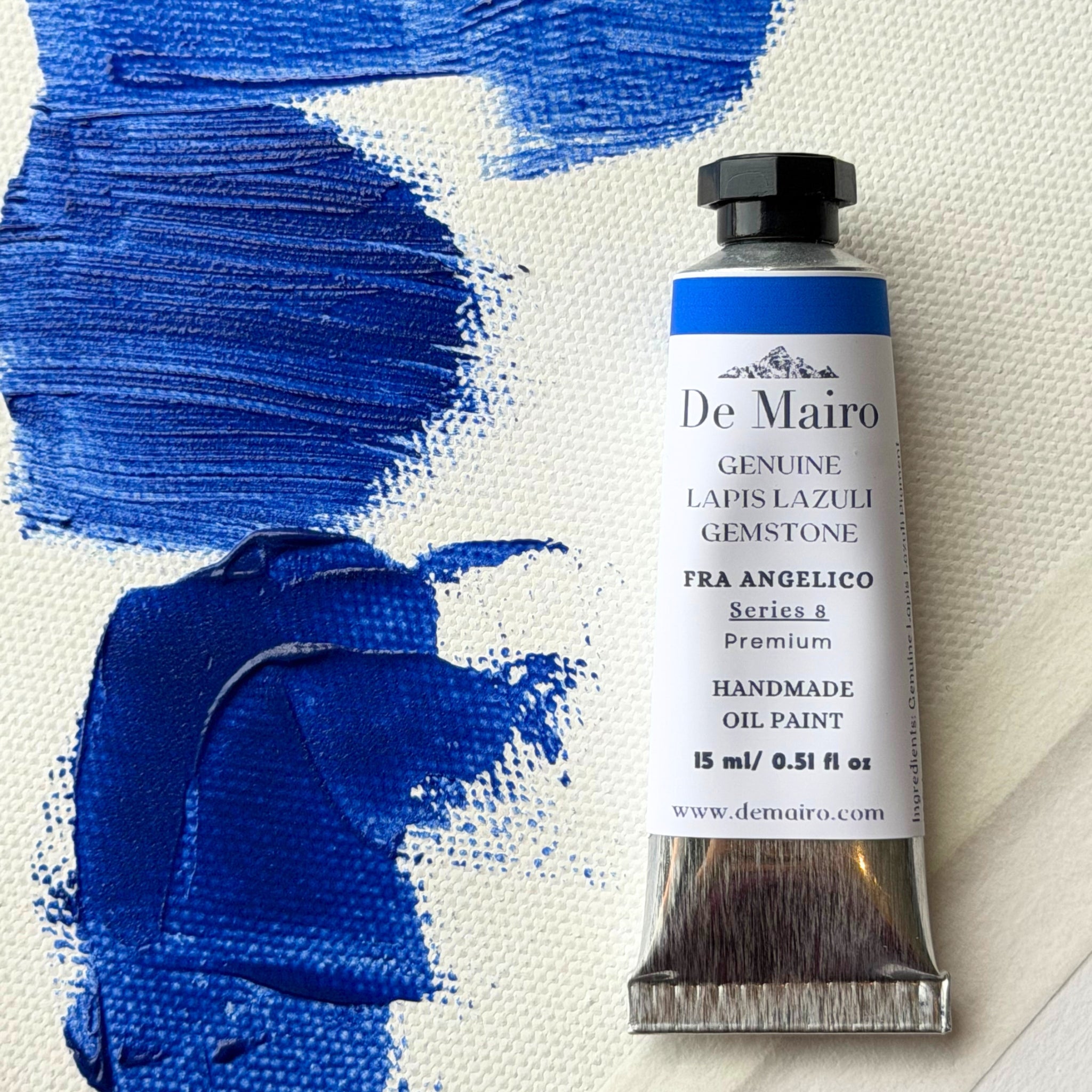 Natural lapis lazuli oil paint in Fra Angelico blue shade