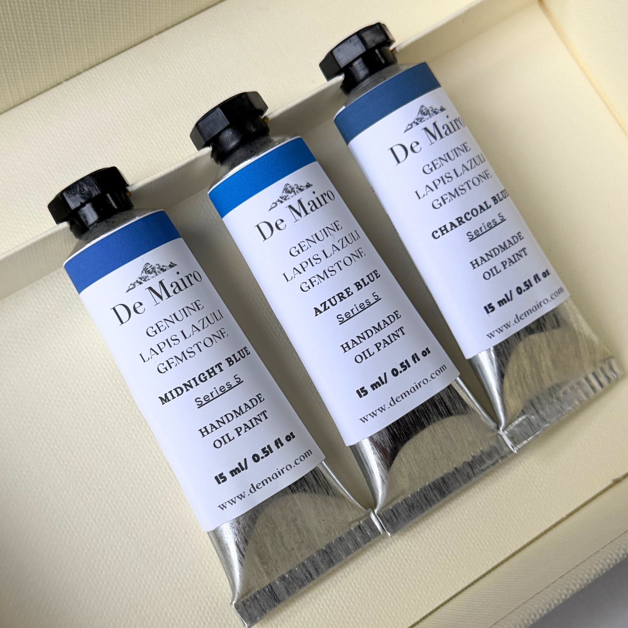 Sar - e - Sang Blue Collection – Genuine Lapis Lazuli Oil Paint Set (3 Colours) - De Mairo Ltd
